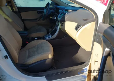 2011 Hyundai Elantra Gls z USA, uszkodzony, nr VIN 5NPDH4AE1BH033834